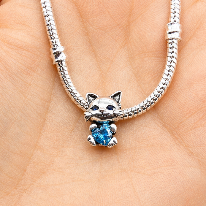 Sterling Silver Cat Charm with Gift Box. For Charm Bracelets