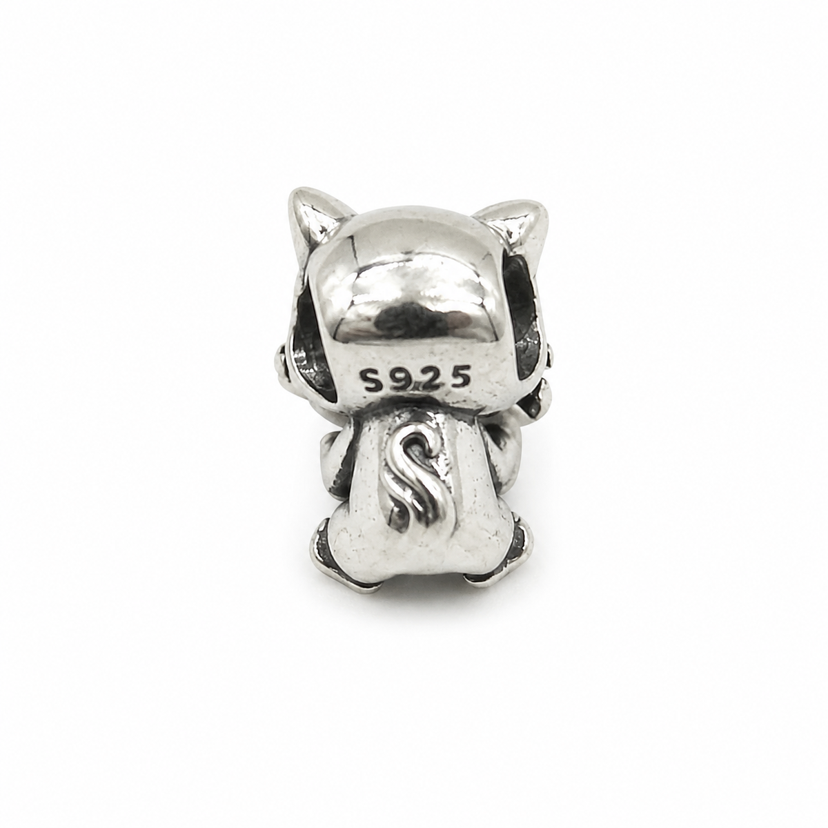Sterling Silver Cat Charm with Gift Box. For Charm Bracelets