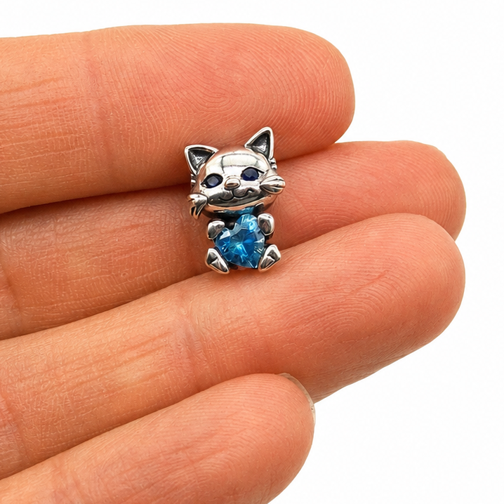 Sterling Silver Cat Charm with Gift Box. For Charm Bracelets