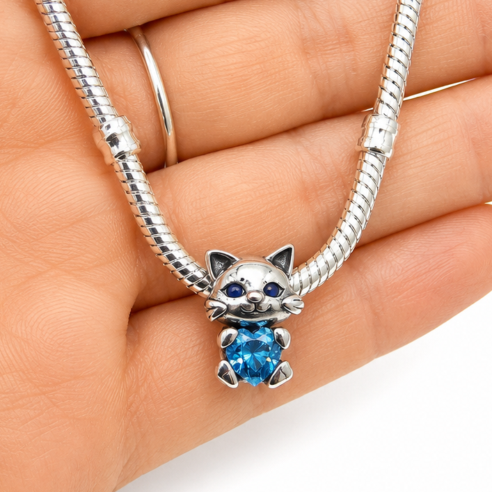 Sterling Silver Cat Charm with Gift Box. For Charm Bracelets