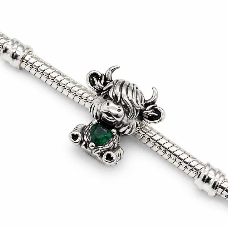 Sterling Silver Highland Cow Charm with Gift Box. For Charm Bracelets