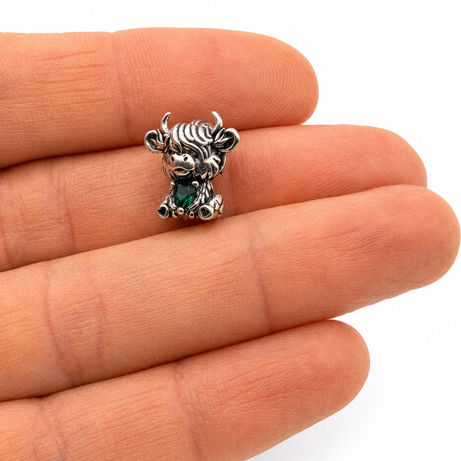 Sterling Silver Highland Cow Charm with Gift Box. For Charm Bracelets