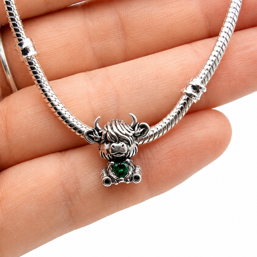 Sterling Silver Highland Cow Charm with Gift Box. For Charm Bracelets