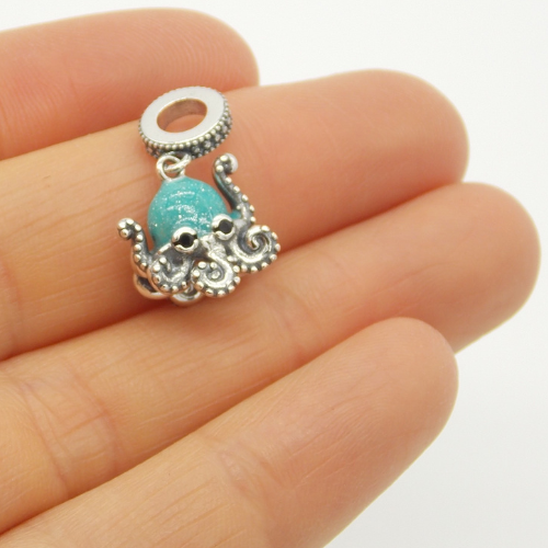 Sterling Silver Octopus Charm with Gift Box. For Charm Bracelets or Necklaces
